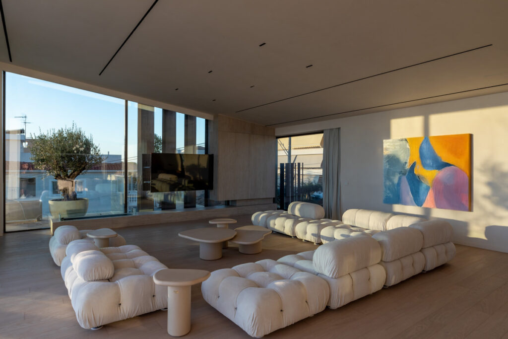 016_3877_ario_20241015-1